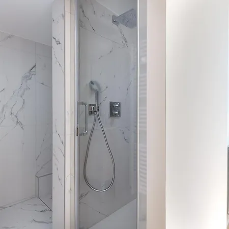 Neuf A Courchevel, 3 Chambres, Balcon Et Parking - Fr-1-664-24 *