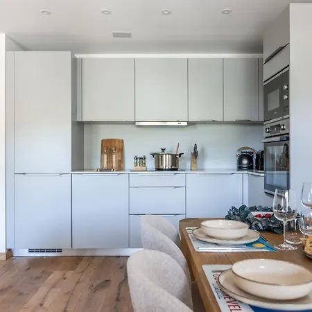 Neuf A Courchevel, 3 Chambres, Balcon Et Parking - Fr-1-664-24 Apartment *
